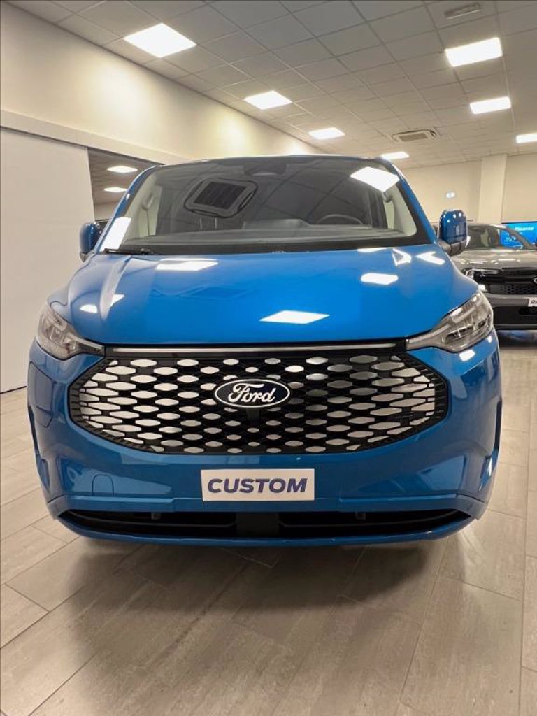 FORD e Transit custom V710 320 64kWh 218cv Titanium L2H1