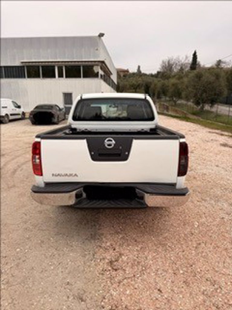 NISSAN Navara 2.5 dci d.cab LE