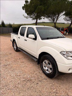 NISSAN Navara 2.5 dci d.cab LE