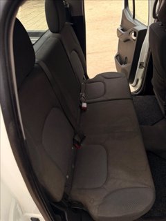 NISSAN Navara 2.5 dci d.cab LE