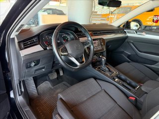 VOLKSWAGEN Passat Variant 2.0 tdi Business 150cv dsg
